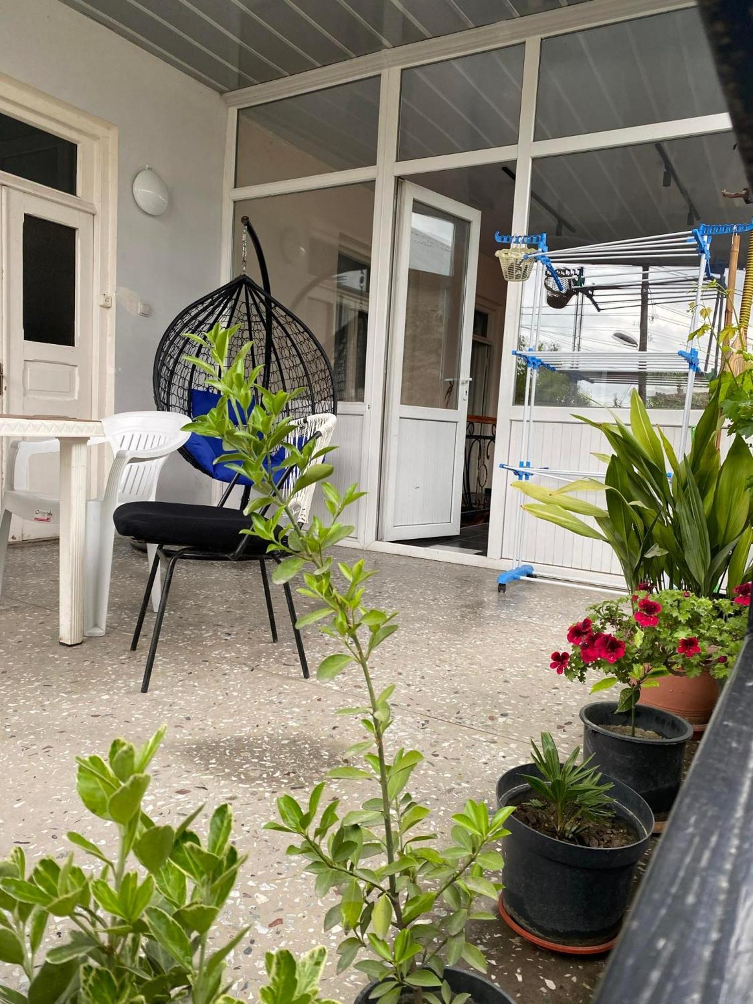 Guest House Telavi XXI Buitenkant foto